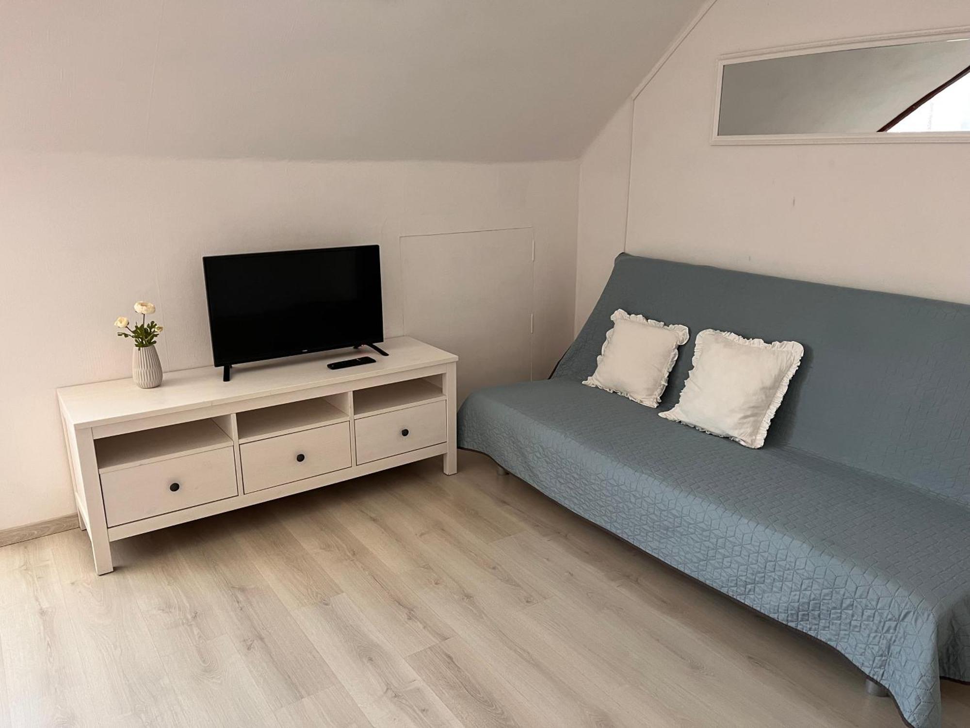 Pacsirta Apartman Grand Эгер Экстерьер фото
